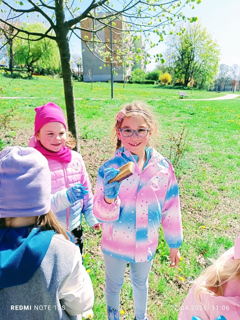 Światowy Dzień Ziemi w grupie "Motylki".
