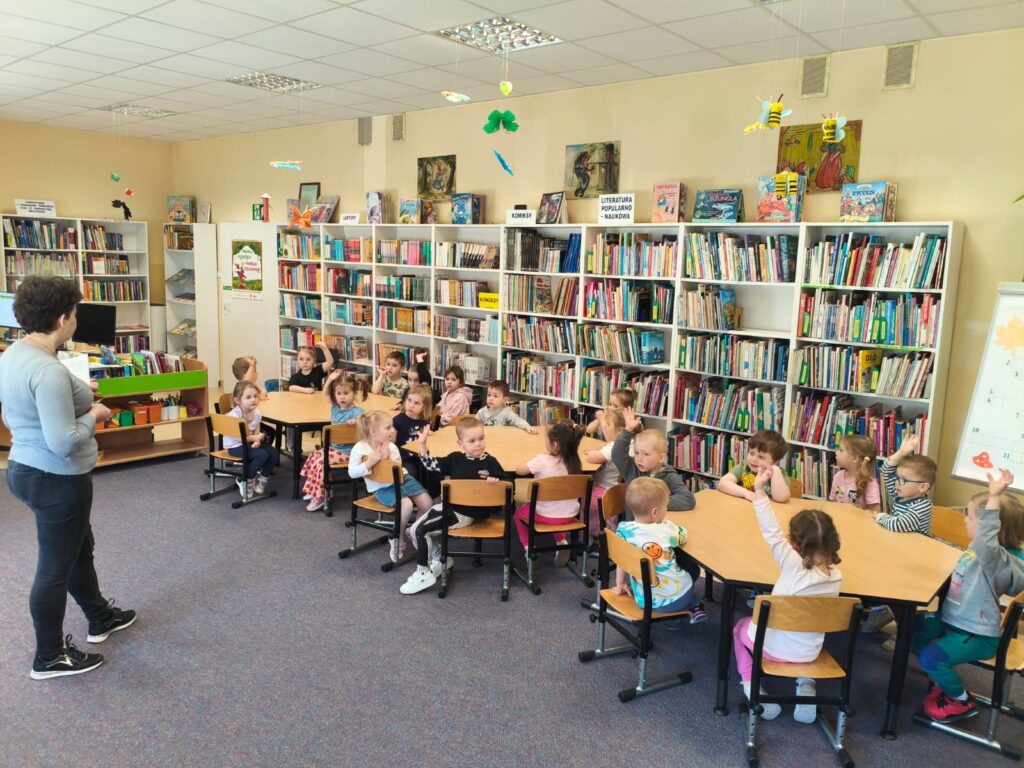 Wycieczka do biblioteki.