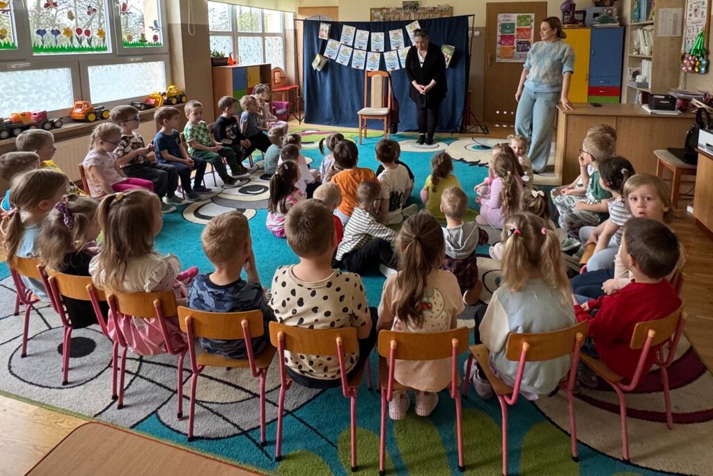 Dzień Książki- spotkanie z bibliotekarką