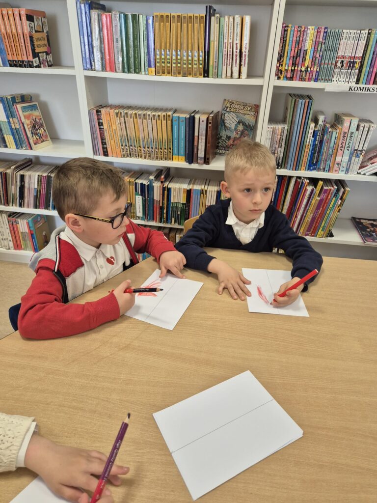Wycieczka do Miejsko-Gminnej Biblioteki Publicznej w Busku-Zdroju - grupa "Wiewiórki".