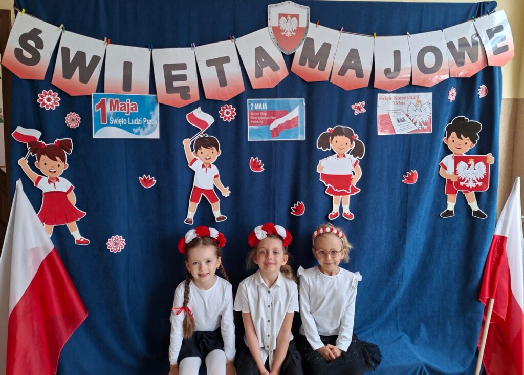 Święta Majowe w grupie "Wiewiórki".