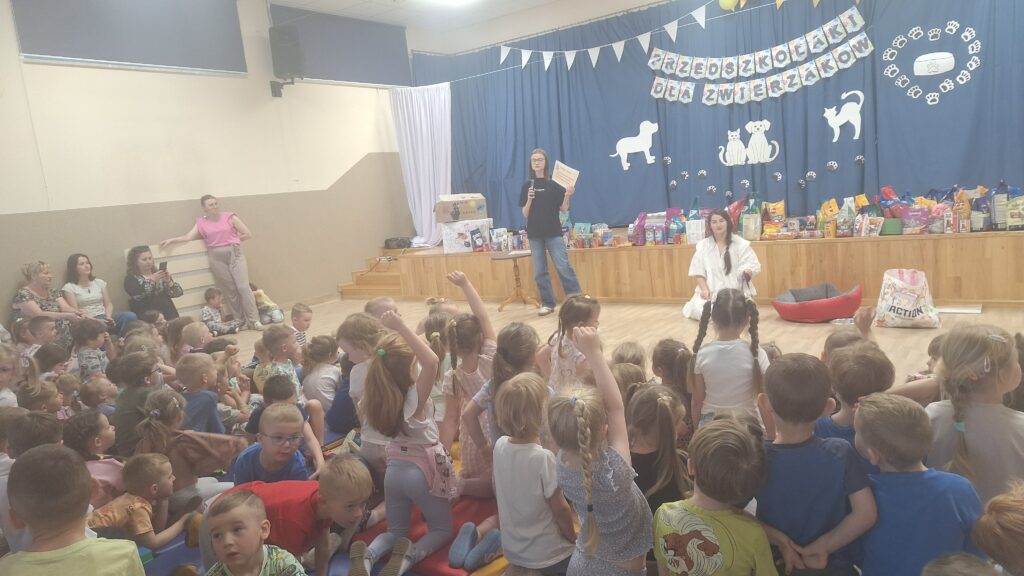 Akcja: Przedszkolaki dla zwierząt!- grupa Żyrafki 