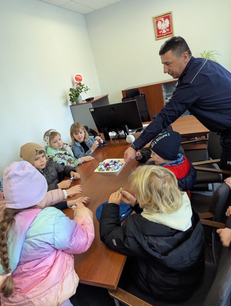 Wycieczka na Komendę Policji - grupa Tygryski