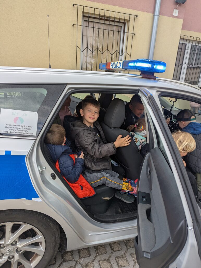 Wycieczka na Komendę Policji - grupa Tygryski