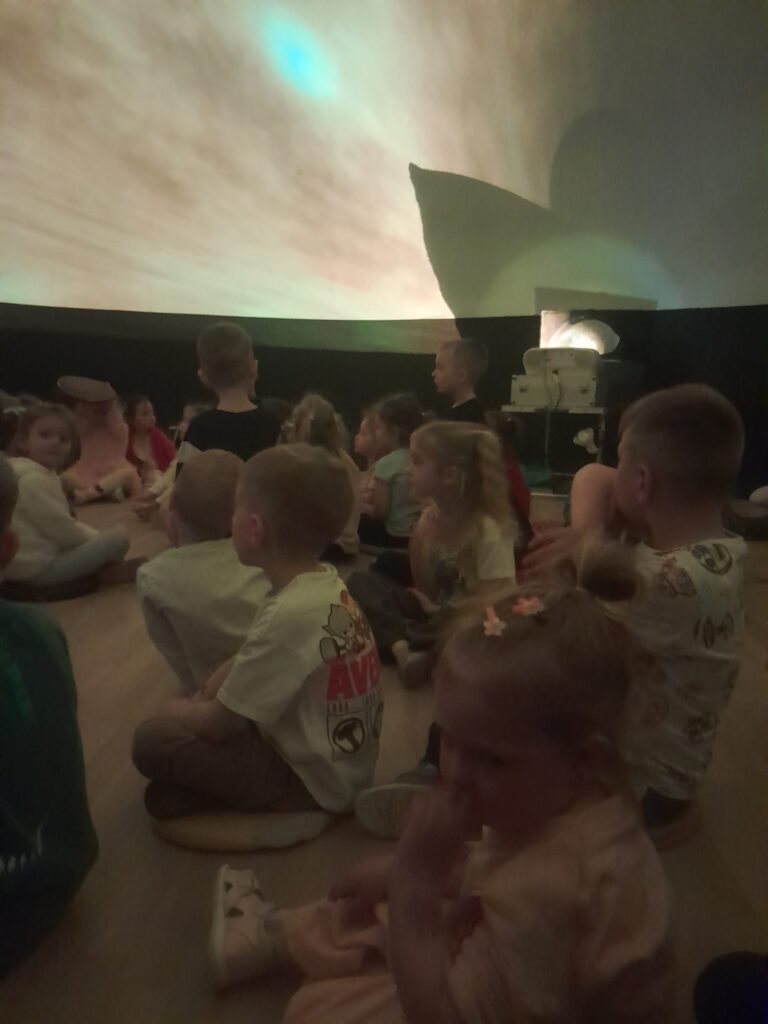 Planetarium-wyprawa w Kosmos