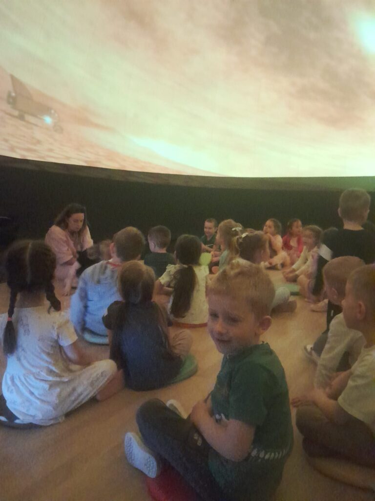 Planetarium-wyprawa w Kosmos