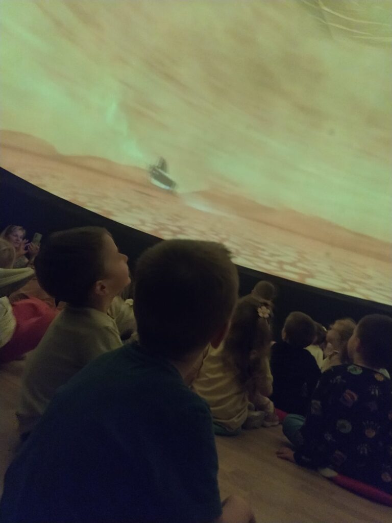 Planetarium-wyprawa w Kosmos