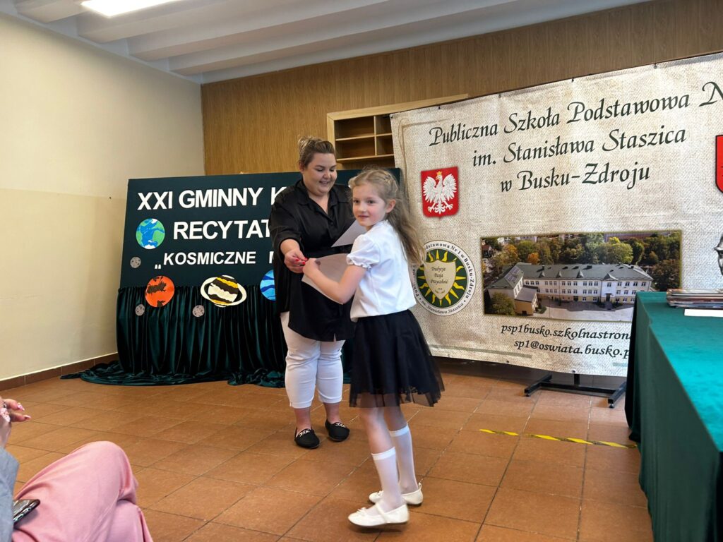 Udział w XXI Gminnym Konkursie Recytatorskim pt. "Kosmiczne Marzenia".
