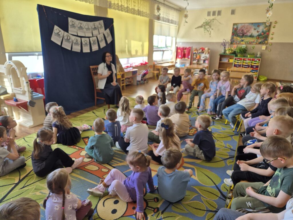 Spotkanie z Pielęgniarką - grupa "Wiewiórki".