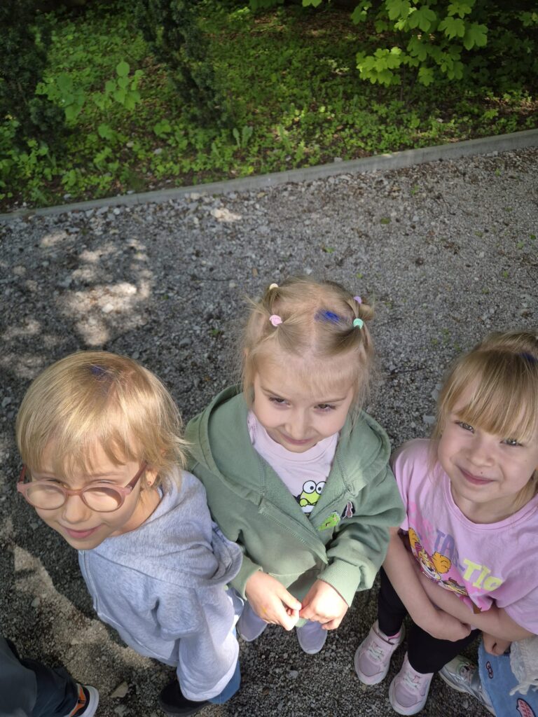 Wycieczka do Parku Rozrywki "Babyjagowo" w Hucie Szklanej - grupa "Wiewiórki".