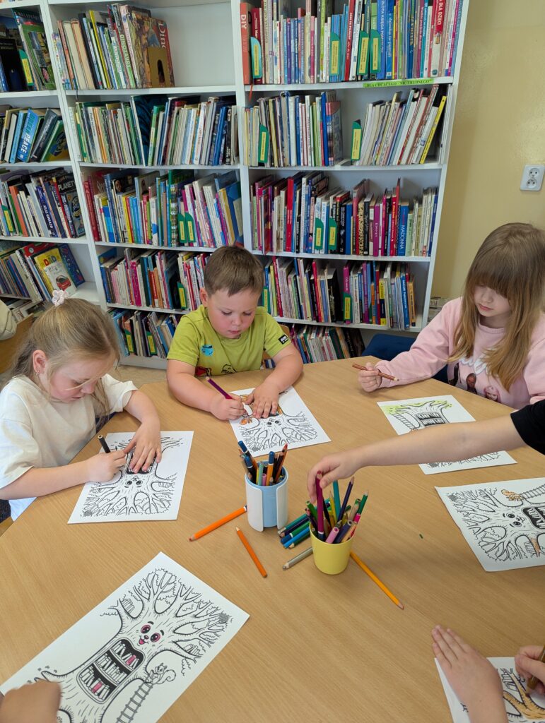 WIZYTA W BIBLIOTECE - GRUPA TYGRYSKI