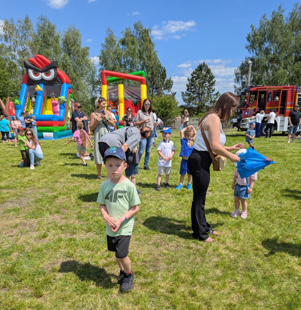 TYGRYSKI NA PIKNIKU RODZINNYM