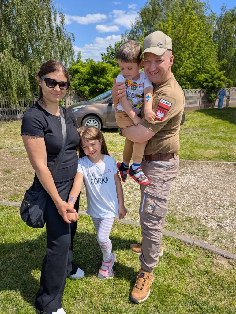 TYGRYSKI NA PIKNIKU RODZINNYM