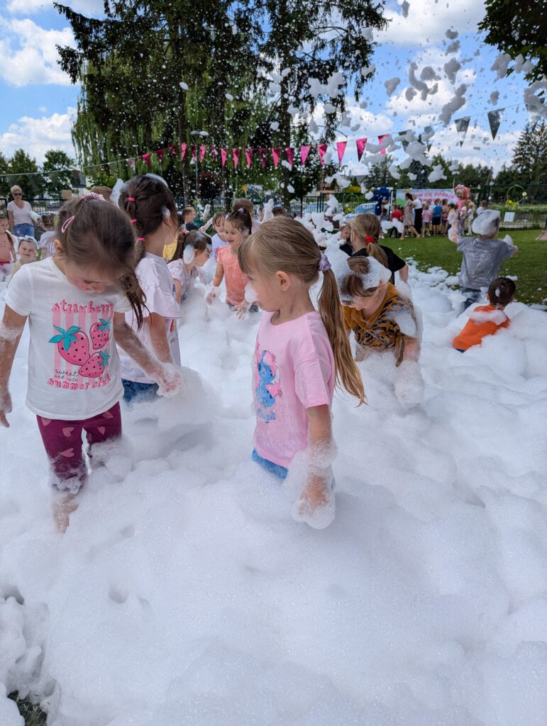 PIANA PARTY - ZABAWY TYGRYSKÓW