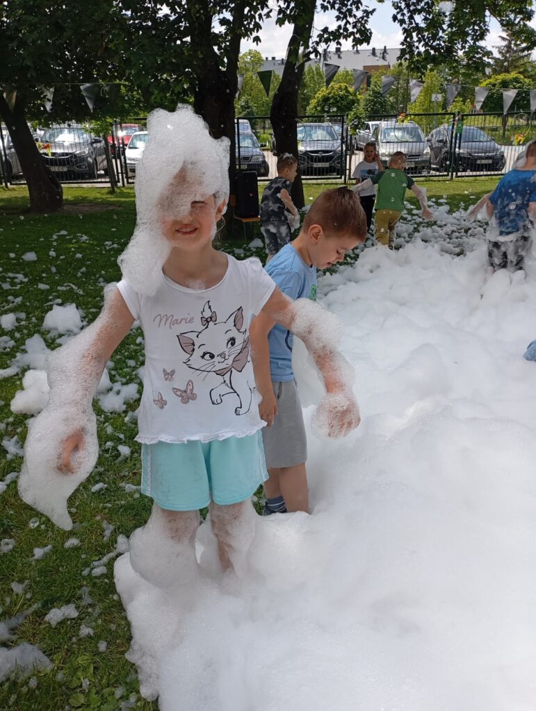 Piana Party z okazji Dnia Dziecka w grupie „Pszczółki”.