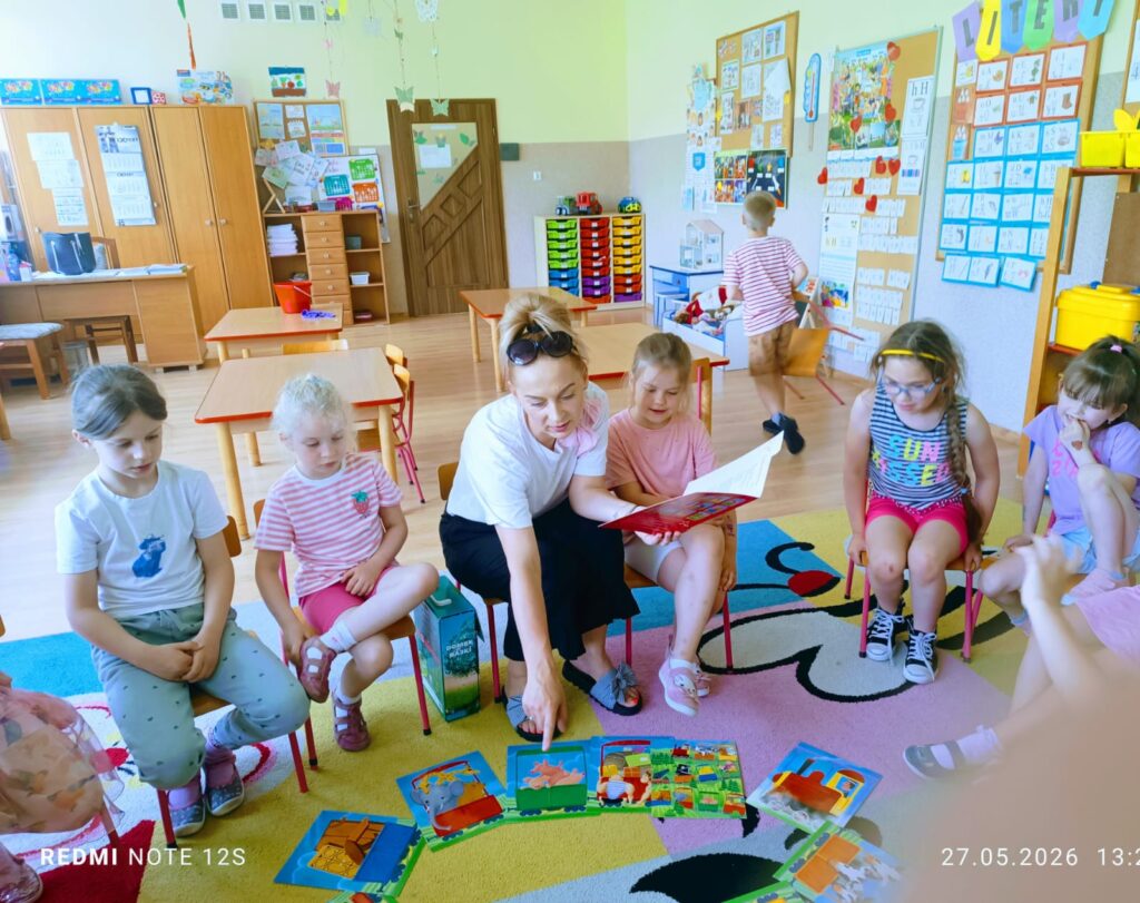 "CAŁA POLSKA CZYTA DZIECIOM" w grupie "Motylki"