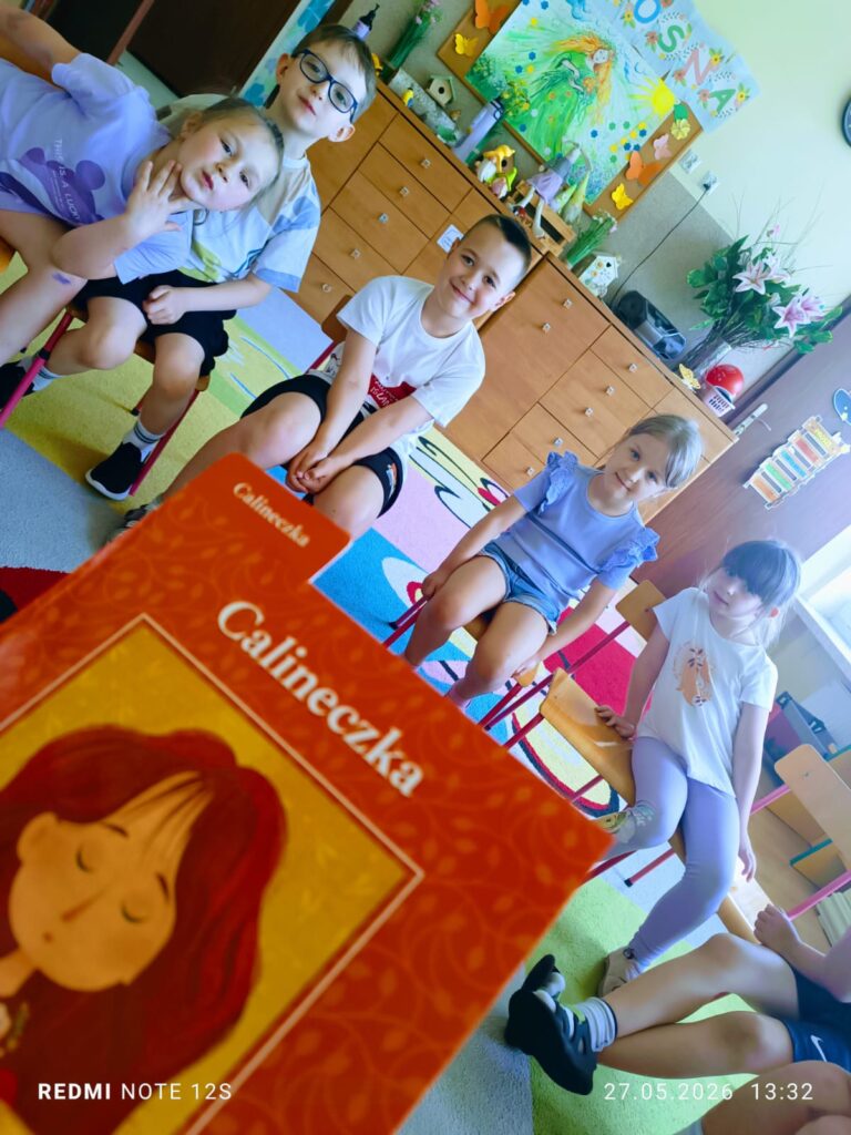 "CAŁA POLSKA CZYTA DZIECIOM" w grupie "Motylki"