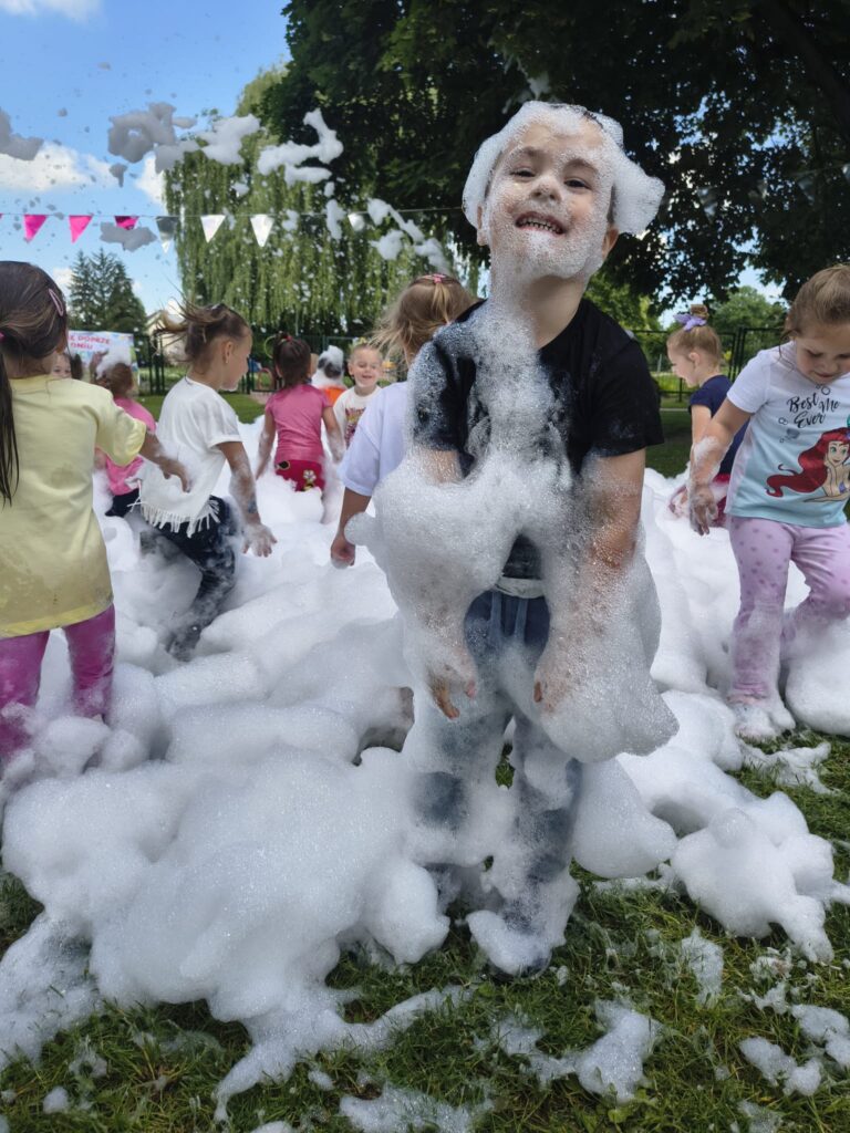 Misie Świętują Dzień Dziecka