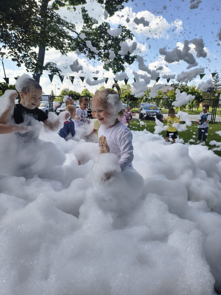 Misie Świętują Dzień Dziecka