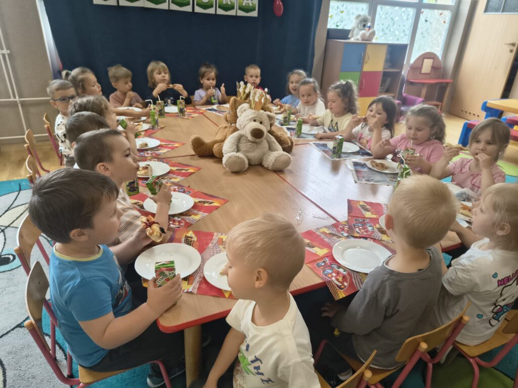 Misie Świętują Dzień Dziecka