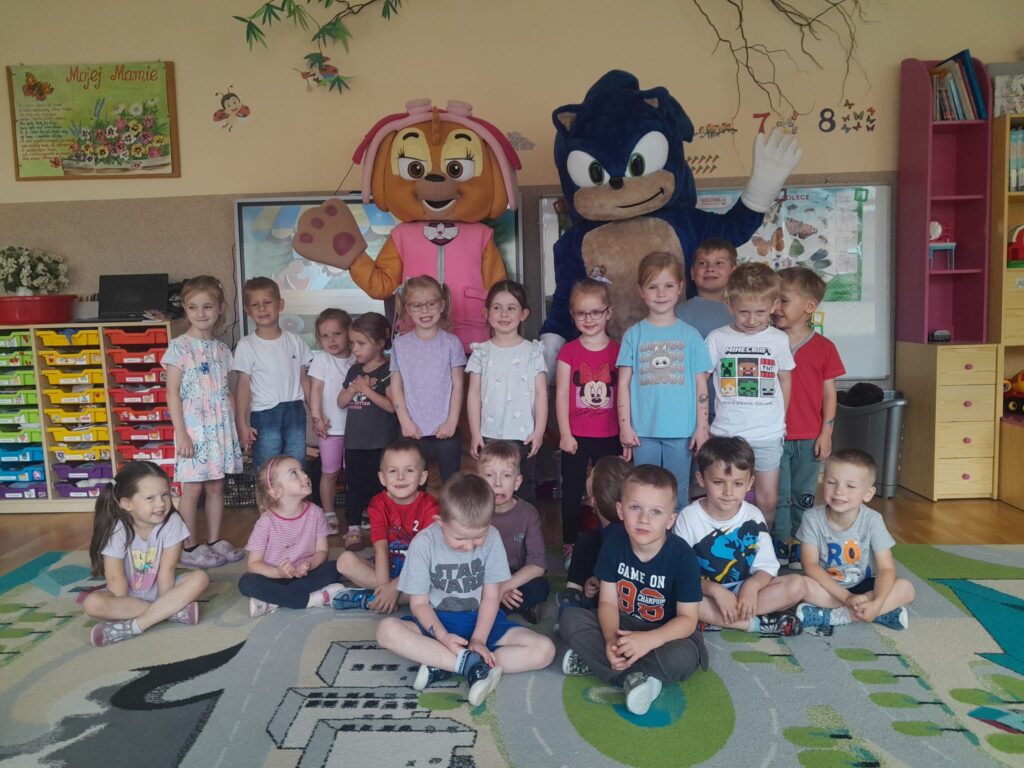 Biedronki świętują Dzień Dziecka