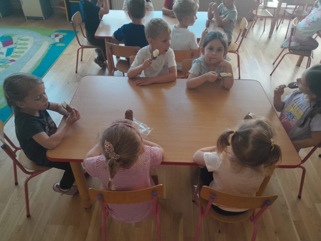 Biedronki świętują Dzień Dziecka