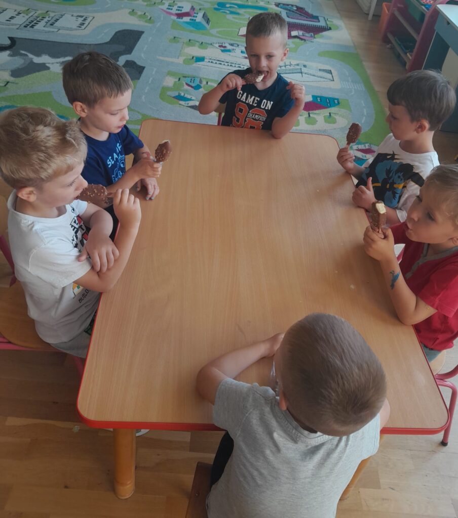 Biedronki świętują Dzień Dziecka
