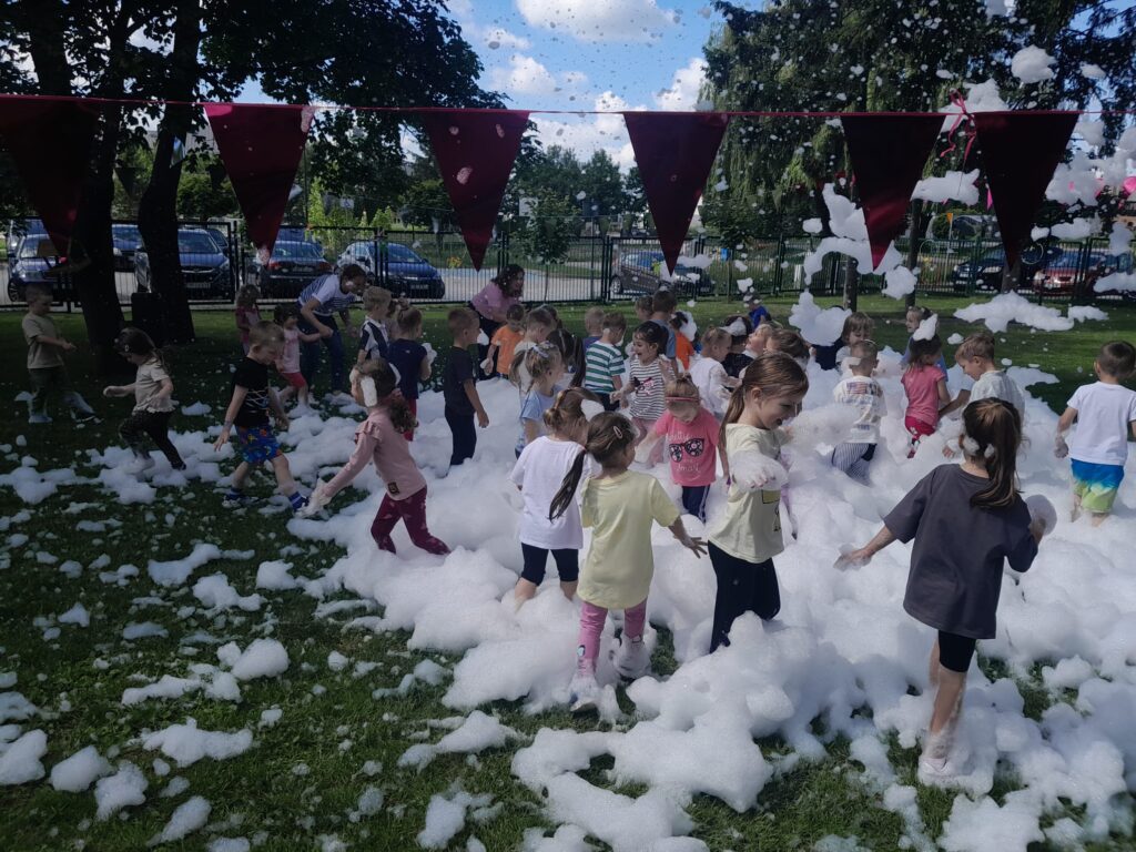 Biedronki świętują Dzień Dziecka