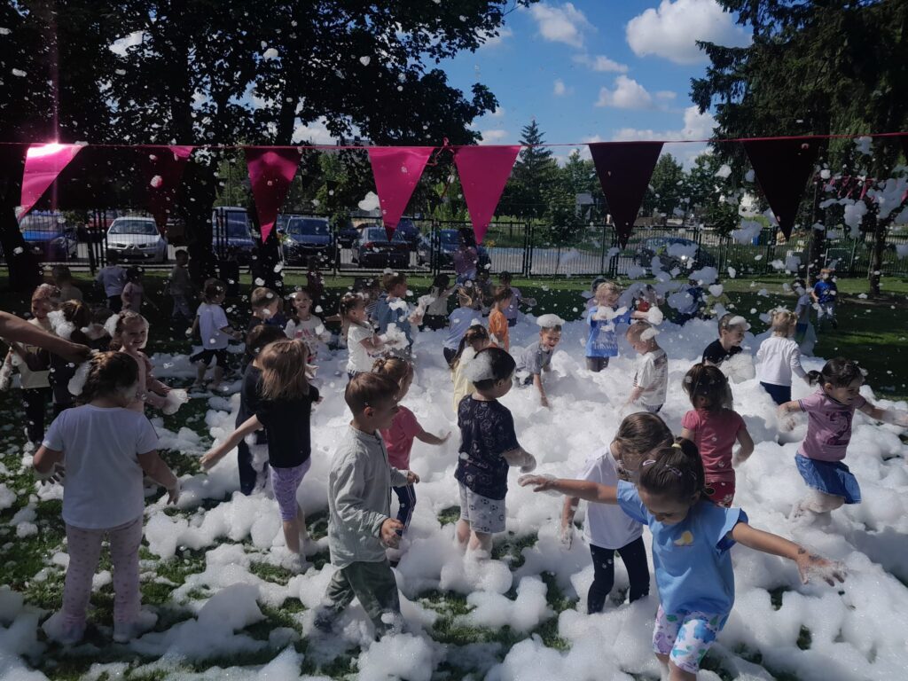 Biedronki świętują Dzień Dziecka