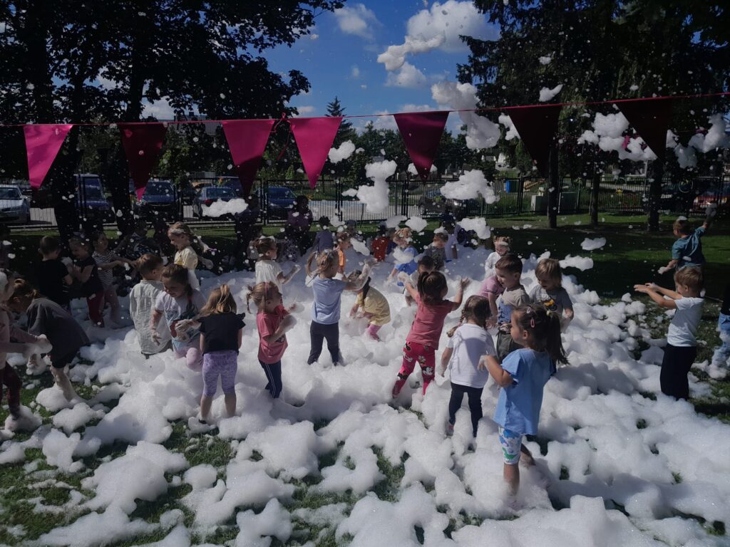 Biedronki świętują Dzień Dziecka
