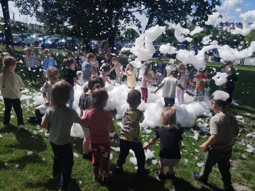 Biedronki świętują Dzień Dziecka