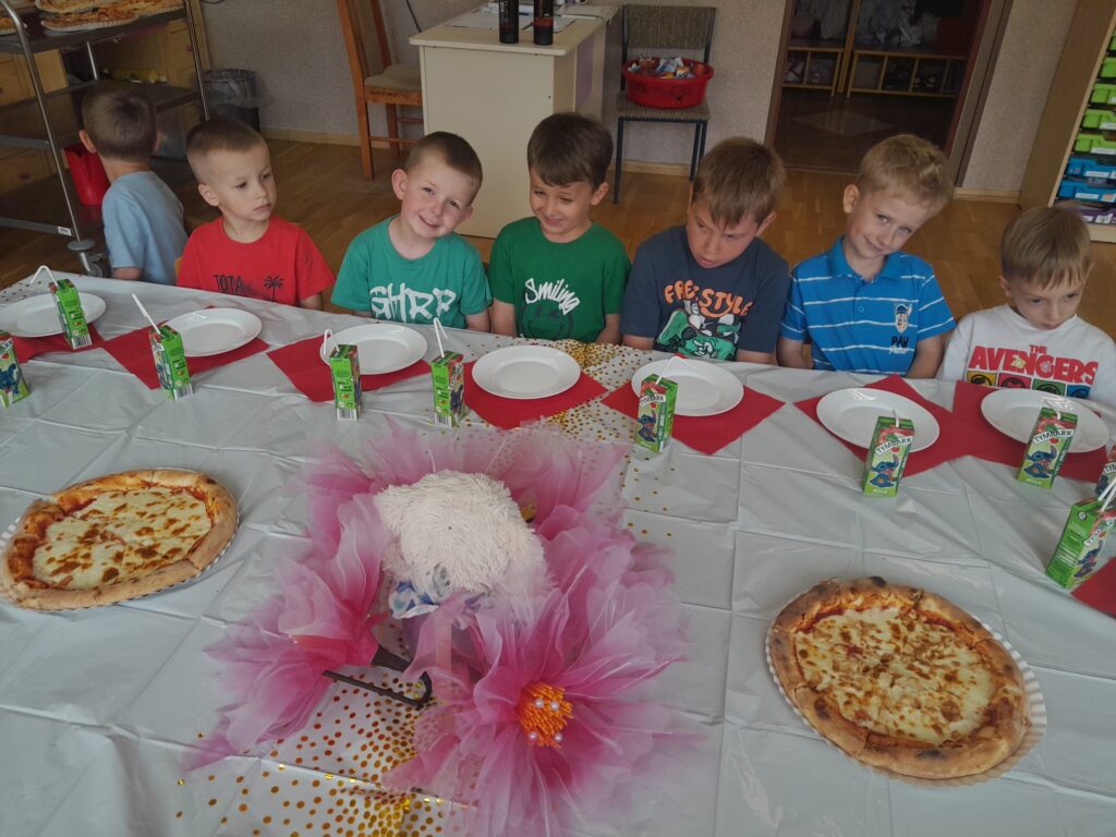 Biedronki świętują Dzień Dziecka