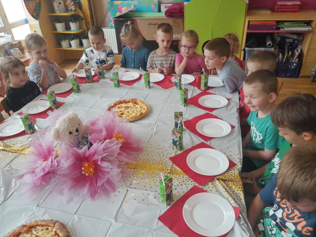 Biedronki świętują Dzień Dziecka