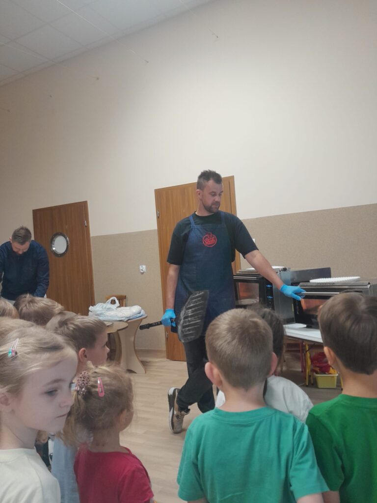Biedronki świętują Dzień Dziecka