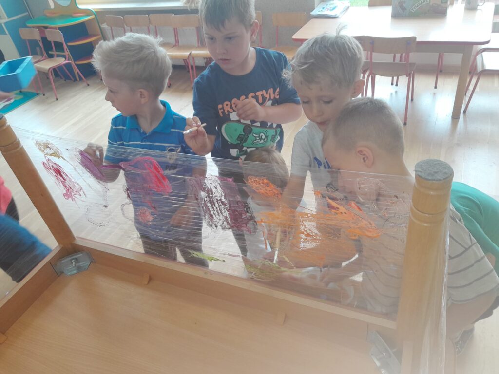 Biedronki świętują Dzień Dziecka