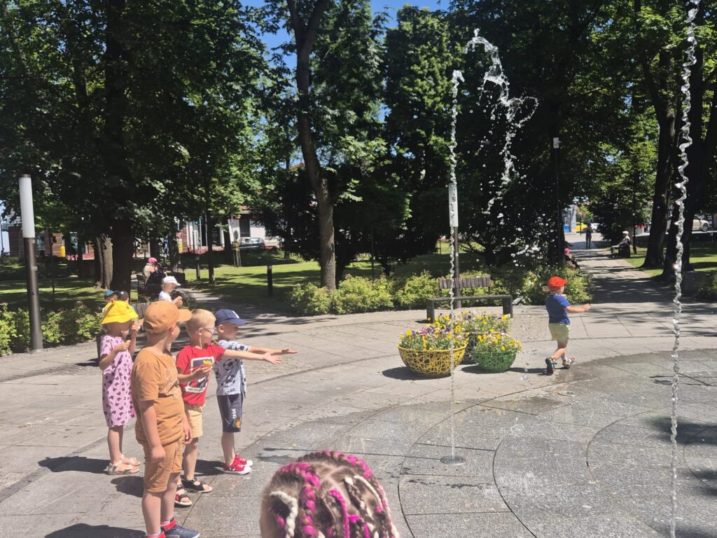 "Wiewiórki" na lodach.