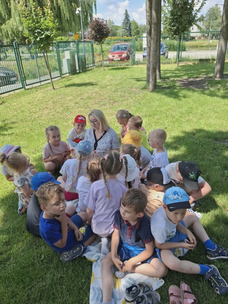 Międzynarodowa Akcja „Czytanie na Polanie” w Publicznym Przedszkolu Nr 2 w Busku-Zdroju.