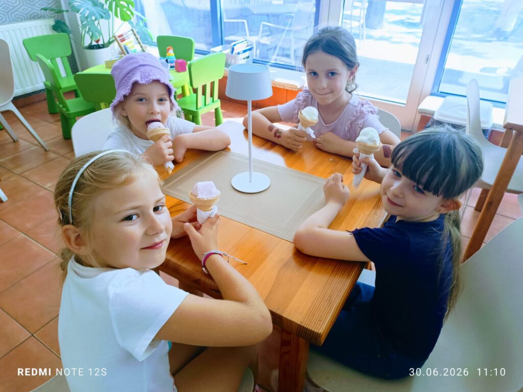 Ostatnie wspólne wyjście na lody.