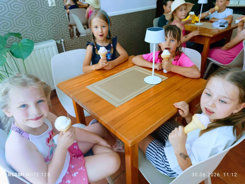 Ostatnie wspólne wyjście na lody.