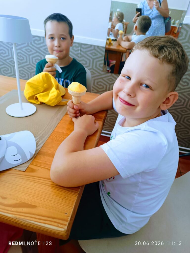 Ostatnie wspólne wyjście na lody.