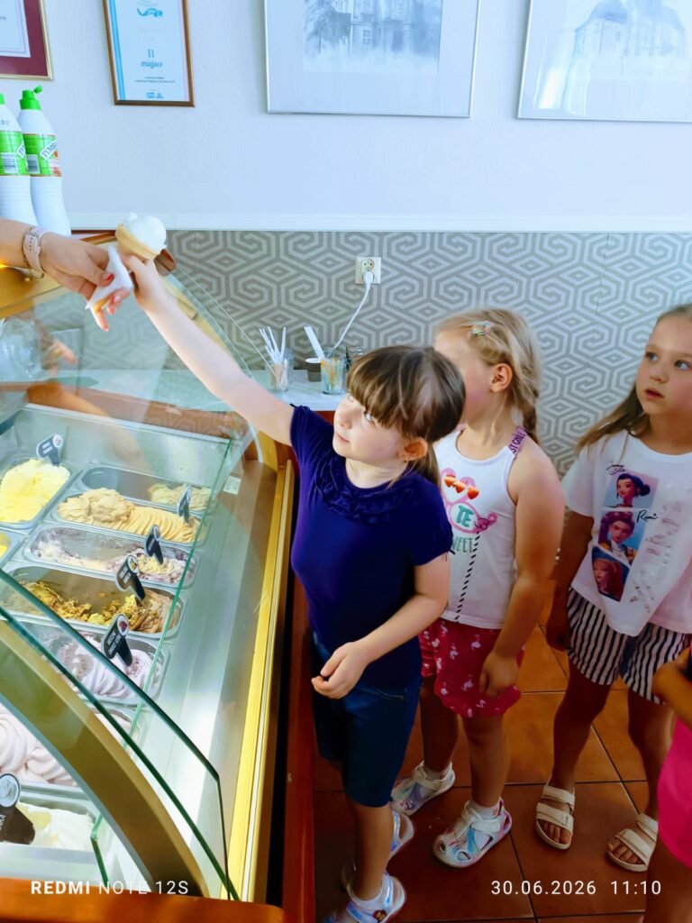 Ostatnie wspólne wyjście na lody.