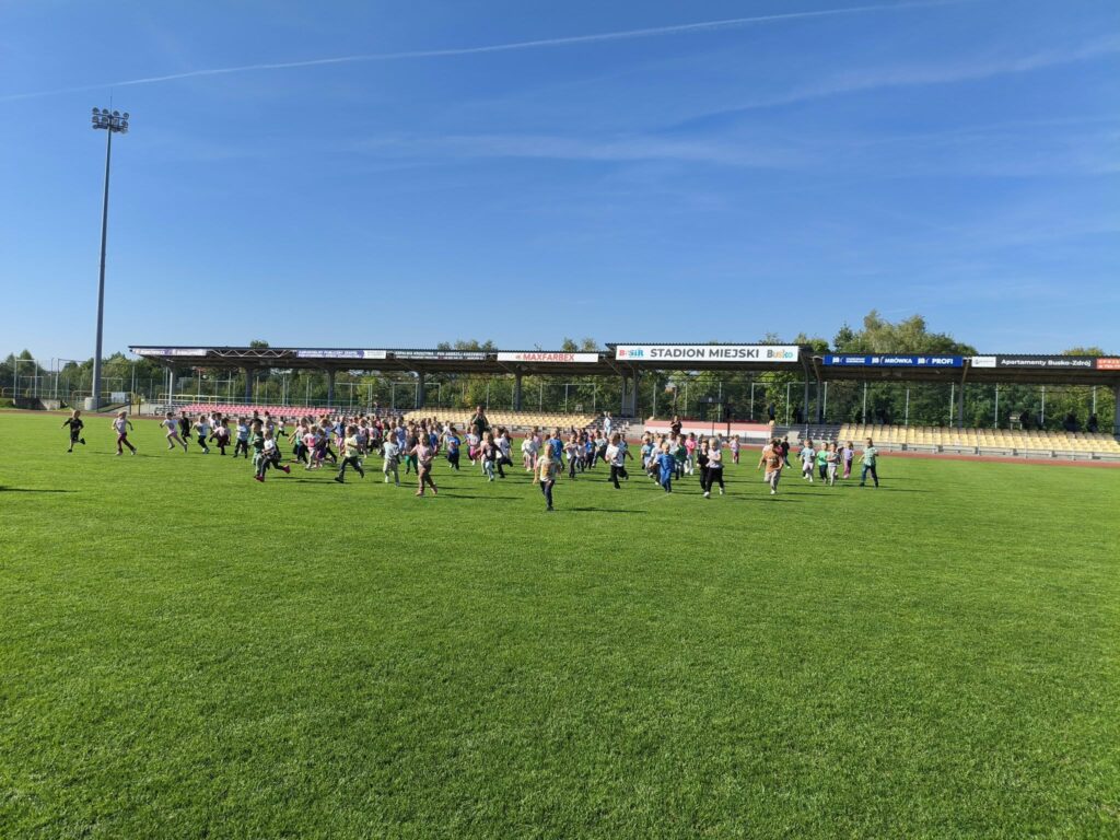 Bierzemy udział w Europejskim Dniu Sportu Szkolnego 2026! #ESSD2026#BeActive#ESSDPoland2026#InPostForSchools#unicefpoland