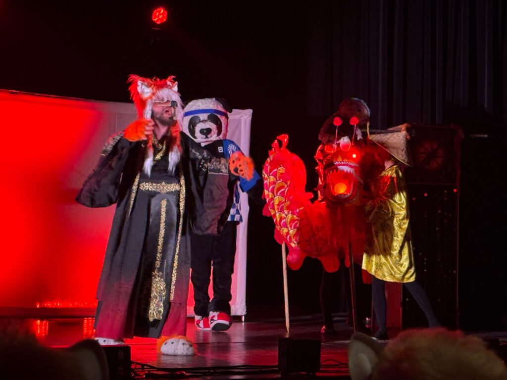 MAGICZNY KOMPAS-teatrzyk w BSCK