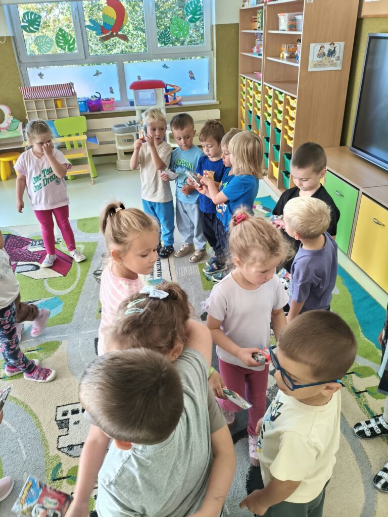 Dzień Chłopaka w grupie "Papużki".