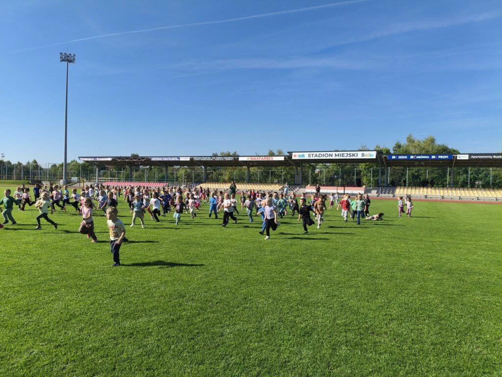 Bierzemy udział w Europejskim Dniu Sportu Szkolnego 2026! #ESSD2026#BeActive#ESSDPoland2026#InPostForSchools#unicefpoland